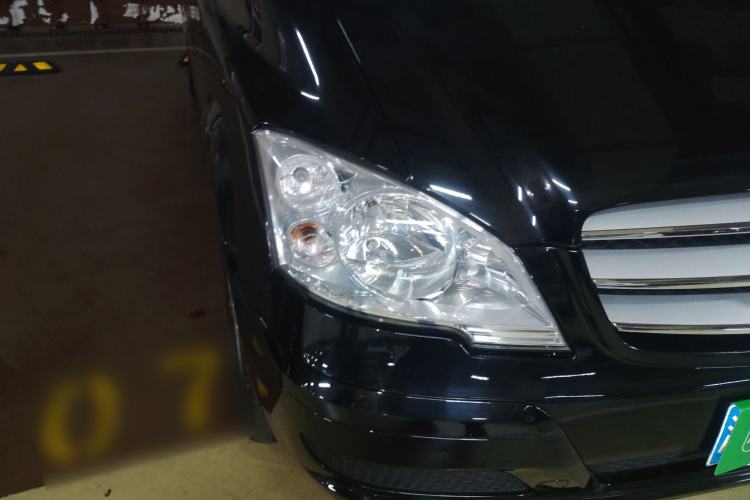 Used Mercedes-Benz Viano 2013 3.0L Comfort Edition Right Front Headlight