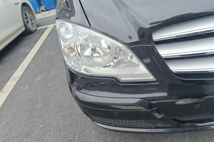 Used Mercedes-Benz Viano 2013 3.0L Comfort Edition Right Front Headlight