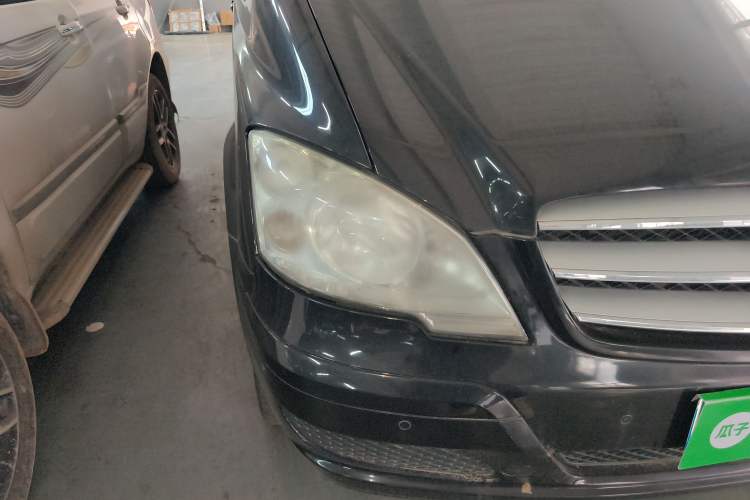 Used Mercedes-Benz Viano 2013 3.0L Hospitality Edition Right Front Headlight