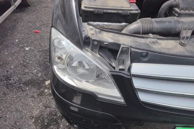 Used Mercedes-Benz Viano 2013 3.0L Comfort Edition Right Front Headlight