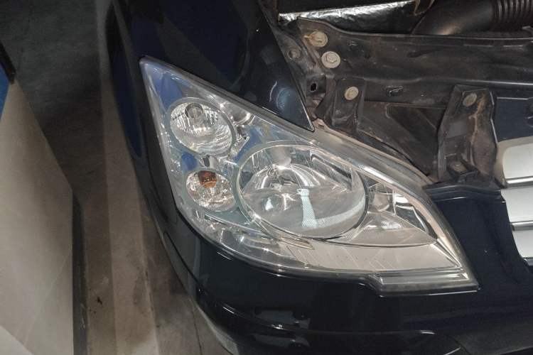 Used Mercedes-Benz Viano 2013 3.0L Comfort Edition Right Front Headlight