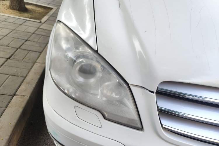 Used Mercedes-Benz Viano 2013 3.0L Navigator Edition Right Front Headlight