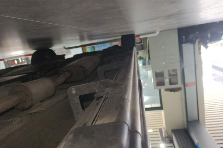 Used Mercedes-Benz Viano 2013 3.0L Navigator Edition Right Side Sill
