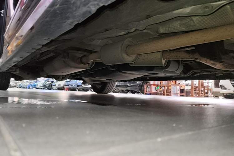 Used Mercedes-Benz Viano 2013 3.0L Comfort Edition Right Side Sill