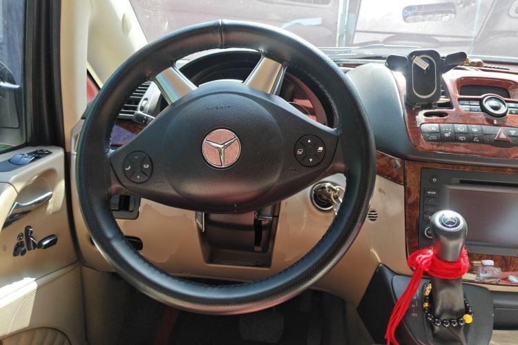 Used Mercedes-Benz Viano 2013 3.5L Haoci version Steering Wheel