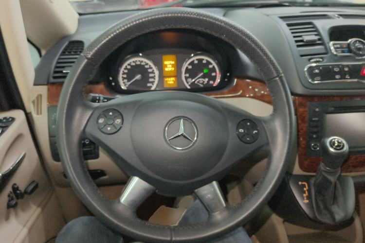 Used Mercedes-Benz Viano 2013 3.0L Navigator Edition Steering Wheel