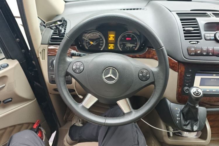 Used Mercedes-Benz Viano 2013 3.0L Navigator Edition Steering Wheel