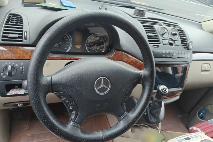 Used Mercedes-Benz Viano 2013 3.0L Comfort Edition Steering Wheel