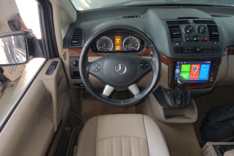Used Mercedes-Benz Viano 2013 3.0L Hospitality Edition Steering Wheel