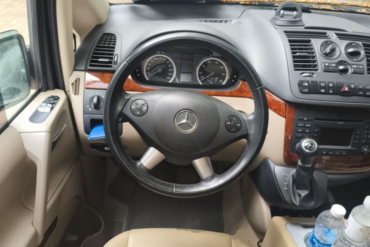 Used Mercedes-Benz Viano 2013 3.0L Comfort Edition Steering Wheel