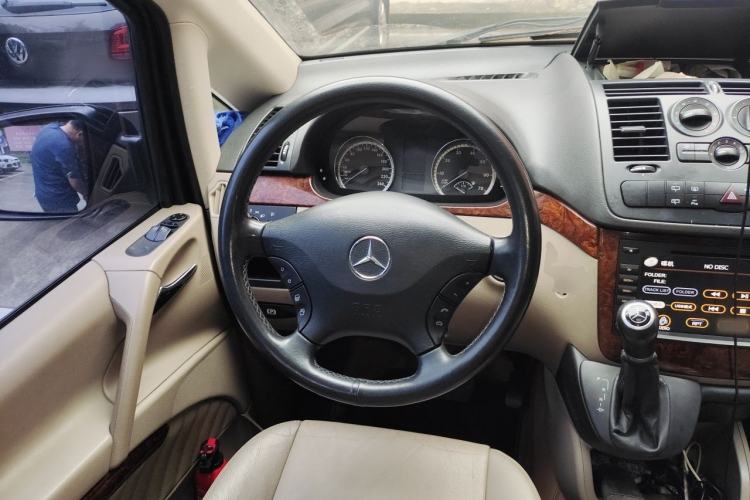 Used Mercedes-Benz Viano 2013 3.0L Comfort Edition Steering Wheel