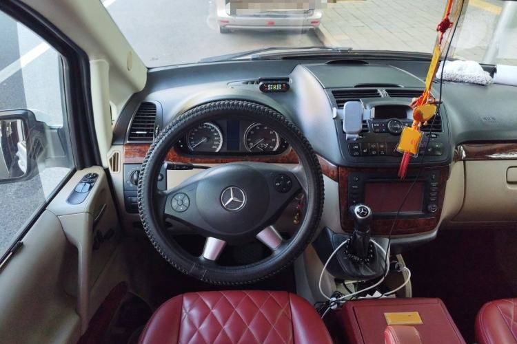 Used Mercedes-Benz Viano 2013 3.0L Navigator Edition Steering Wheel
