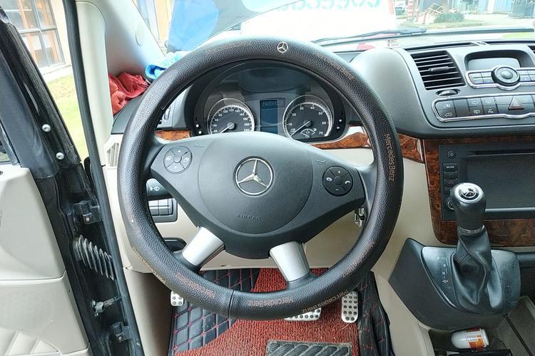 Used Mercedes-Benz Viano 2013 3.0L Navigator Edition Steering Wheel