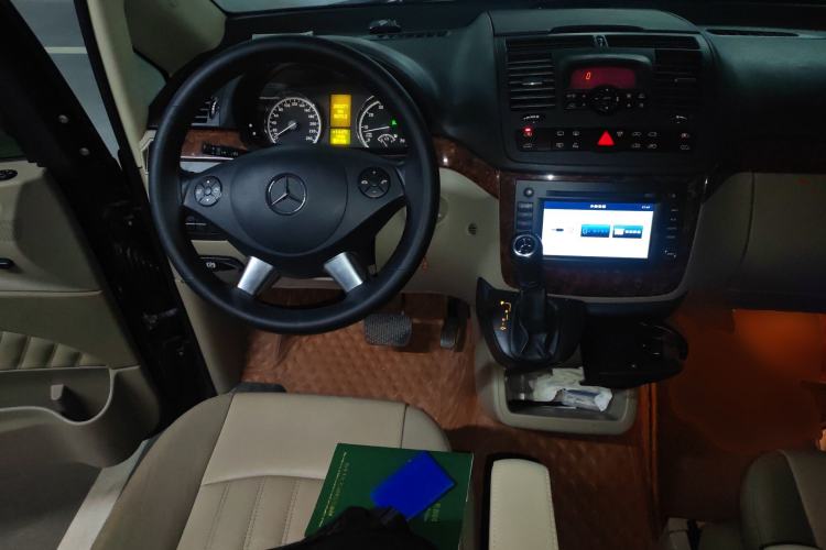 Used Mercedes-Benz Viano 2013 3.0L Navigator Edition Steering Wheel