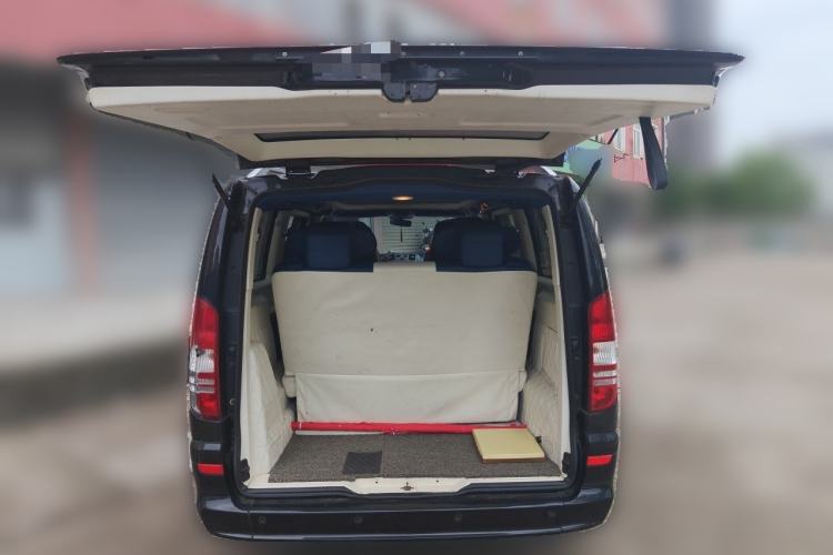 Used Mercedes-Benz Viano 2013 3.0L Comfort Edition Trunk