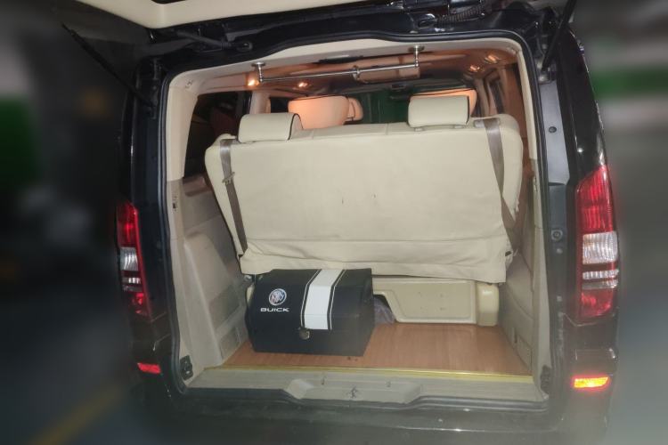 Used Mercedes-Benz Viano 2013 3.0L Navigator Edition Trunk