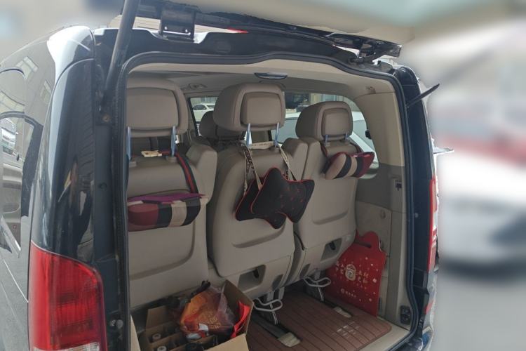 Used Mercedes-Benz Viano 2013 3.0L Comfort Edition Trunk