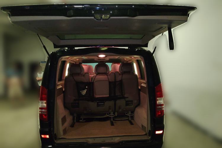 Used Mercedes-Benz Viano 2013 3.0L Navigator Edition Trunk