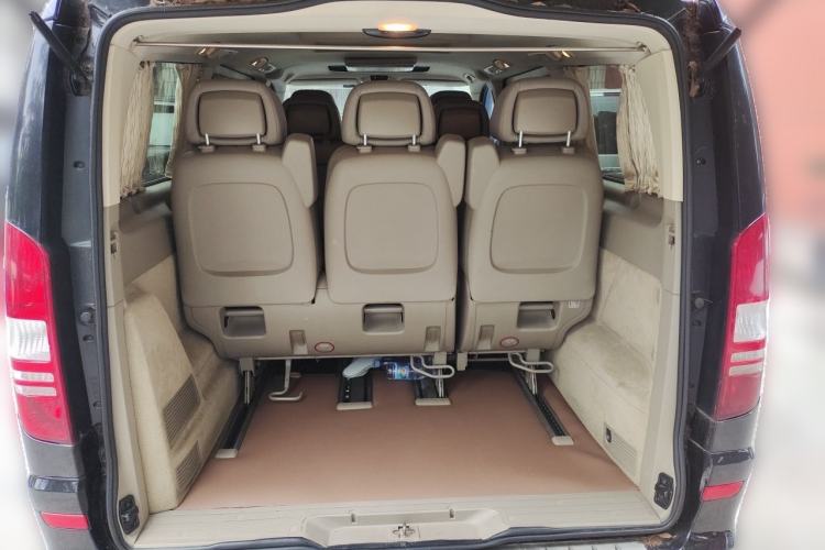 Used Mercedes-Benz Viano 2013 3.0L Comfort Edition Trunk