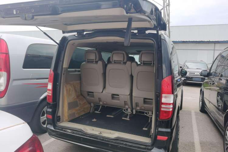 Used Mercedes-Benz Viano 2013 3.0L Comfort Edition Trunk