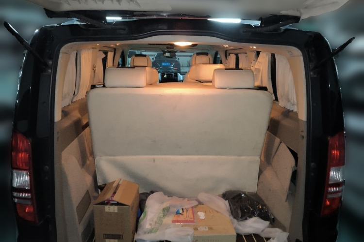 Used Mercedes-Benz Viano 2013 3.0L Navigator Edition Trunk