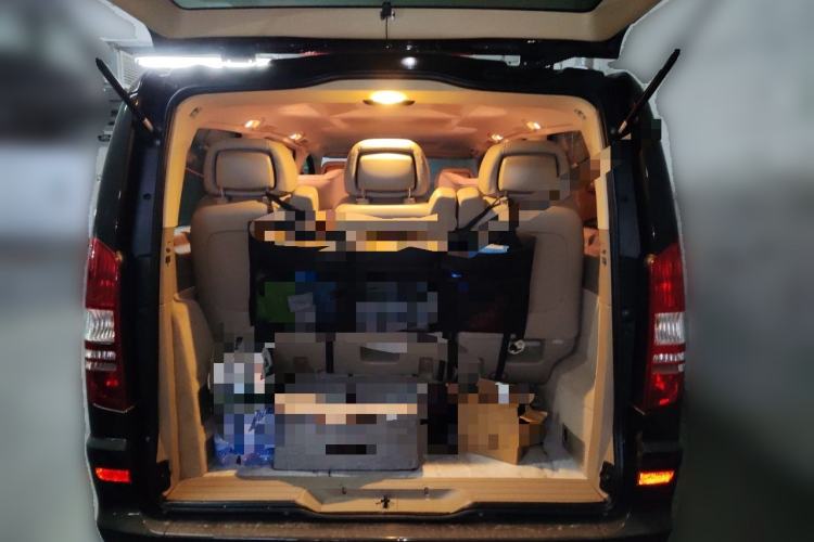 Used Mercedes-Benz Viano 2013 3.0L Comfort Edition Trunk