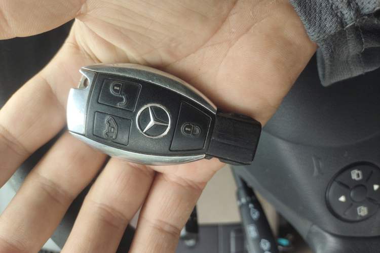 Used Mercedes-Benz Viano 2013 3.5L Haoci version Vehicle Key