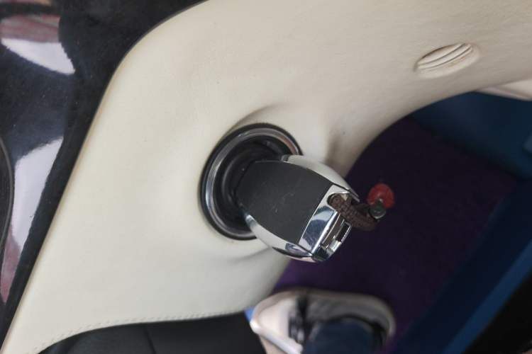 Used Mercedes-Benz Viano 2013 3.0L Comfort Edition Vehicle Key