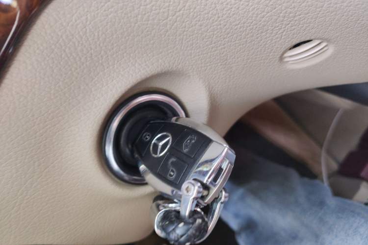 Used Mercedes-Benz Viano 2013 3.0L Comfort Edition Vehicle Key