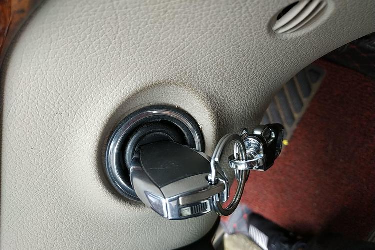 Used Mercedes-Benz Viano 2013 3.0L Navigator Edition Vehicle Key