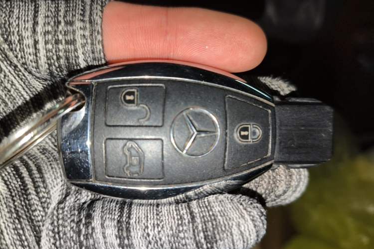 Used Mercedes-Benz Viano 2013 3.0L Navigator Edition Vehicle Key