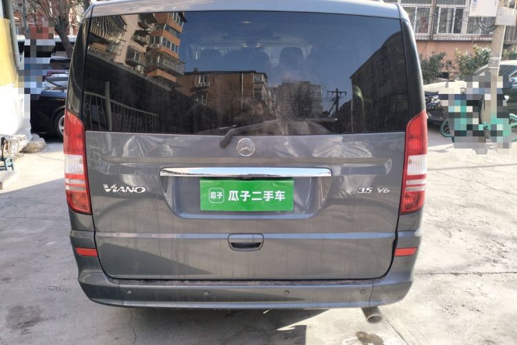 Used Mercedes-Benz Viano 2013 3.5L Haoci version Exterior 4