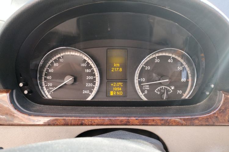 Used Mercedes-Benz Viano 2013 3.5L Haoci version Instrument Cluster