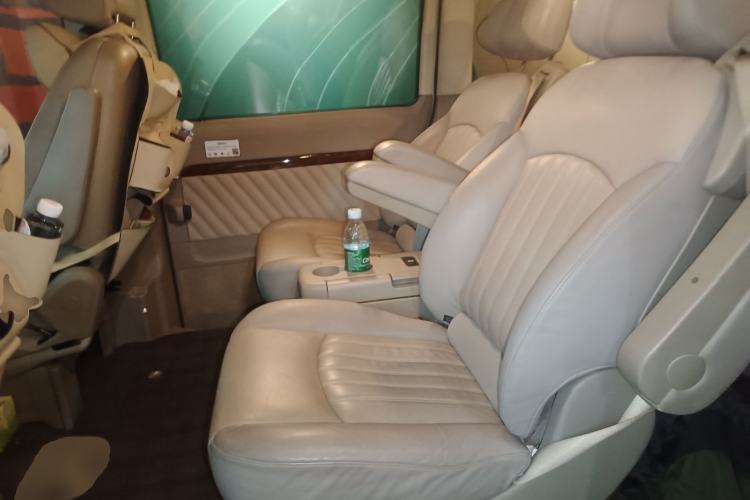 Used Mercedes-Benz Viano 2013 3.0L Hospitality Edition Left Rear Seat