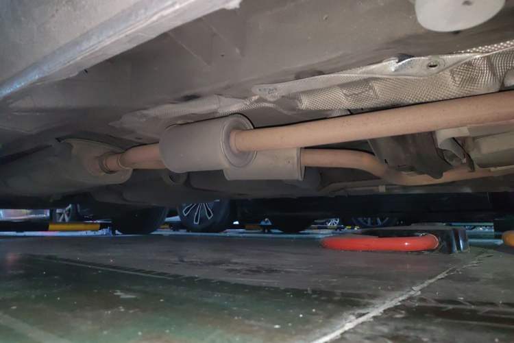 Used Mercedes-Benz Viano 2013 3.0L Hospitality Edition Chassis Front Right