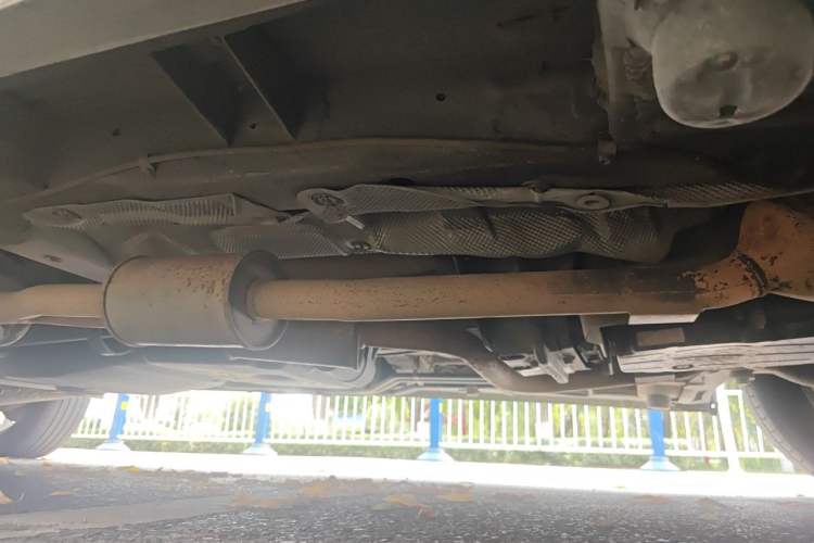 Used Mercedes-Benz Viano 2013 3.0L Comfort Edition Chassis Front Right