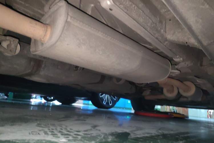 Used Mercedes-Benz Viano 2013 3.0L Hospitality Edition Chassis Rear Right