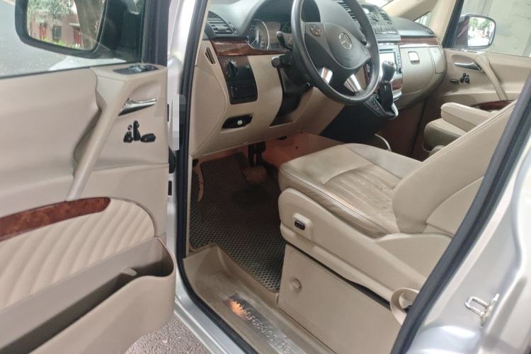 Used Mercedes-Benz Viano 2013 3.0L Navigator Edition Driver Seat