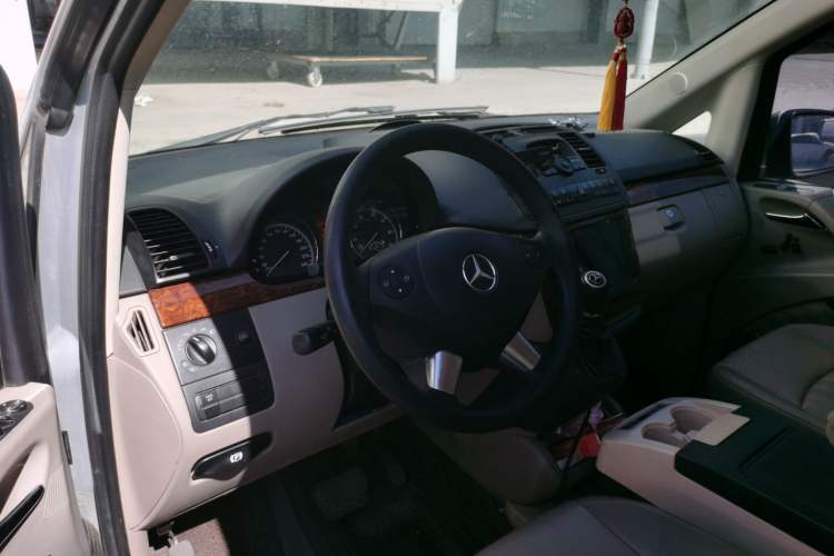 Used Mercedes-Benz Viano 2013 3.0L Navigator Edition Driver Seat