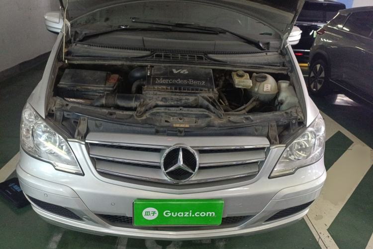 Used Mercedes-Benz Viano 2013 3.0L Hospitality Edition Engine Bay