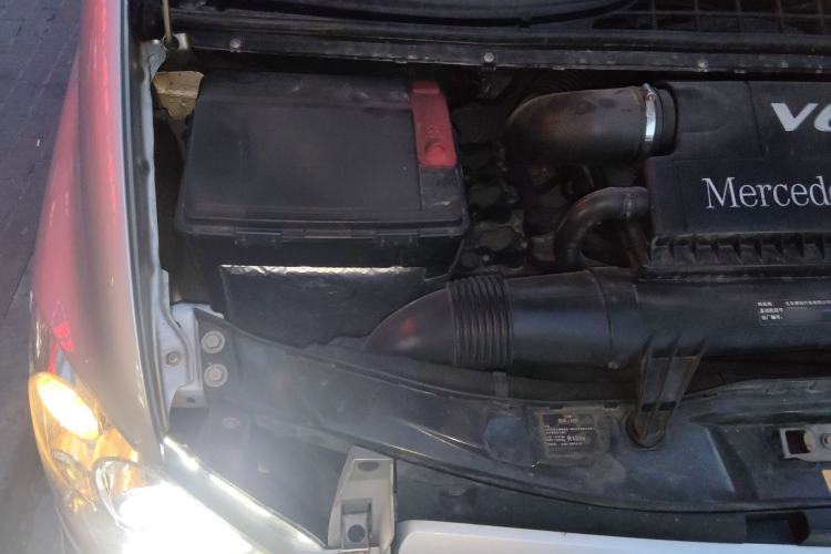 Used Mercedes-Benz Viano 2013 3.0L Navigator Edition Engine Bay Right