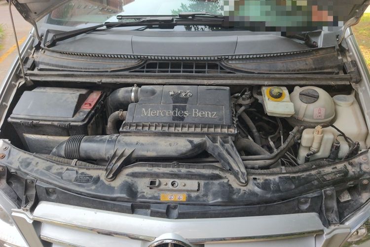 Used Mercedes-Benz Viano 2013 3.0L Navigator Edition Engine Bay
