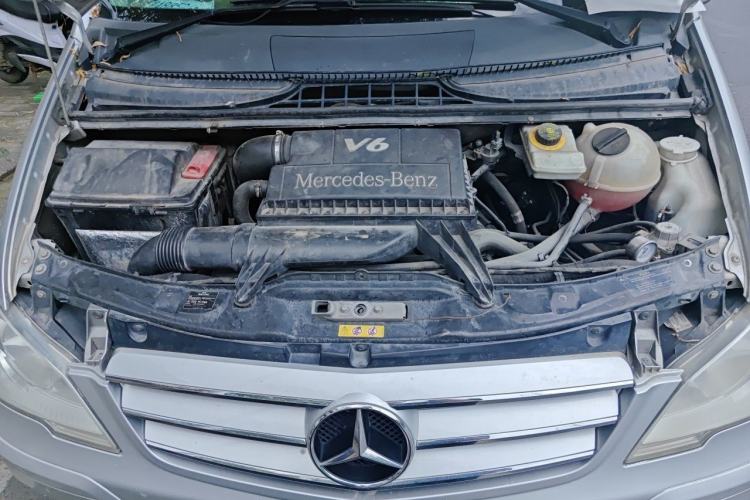 Used Mercedes-Benz Viano 2013 3.0L Comfort Edition Engine Bay
