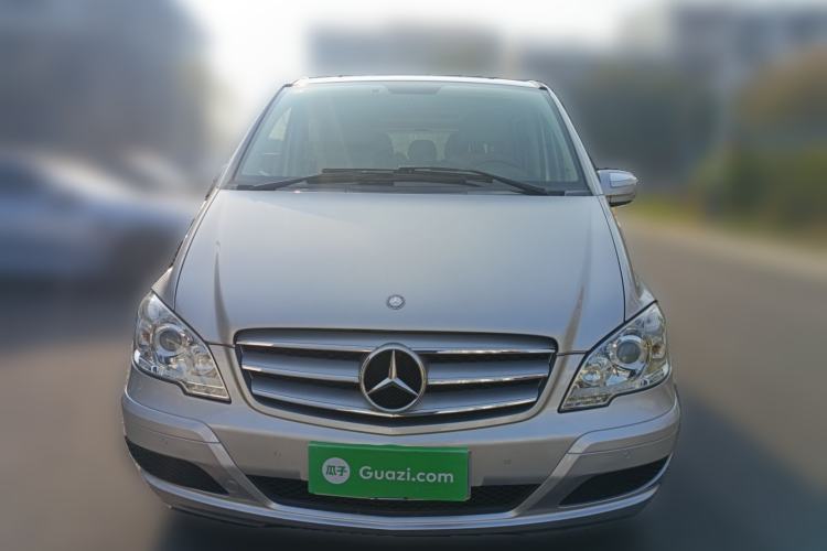 Used Mercedes-Benz Viano 2013 3.0L Comfort Edition Front