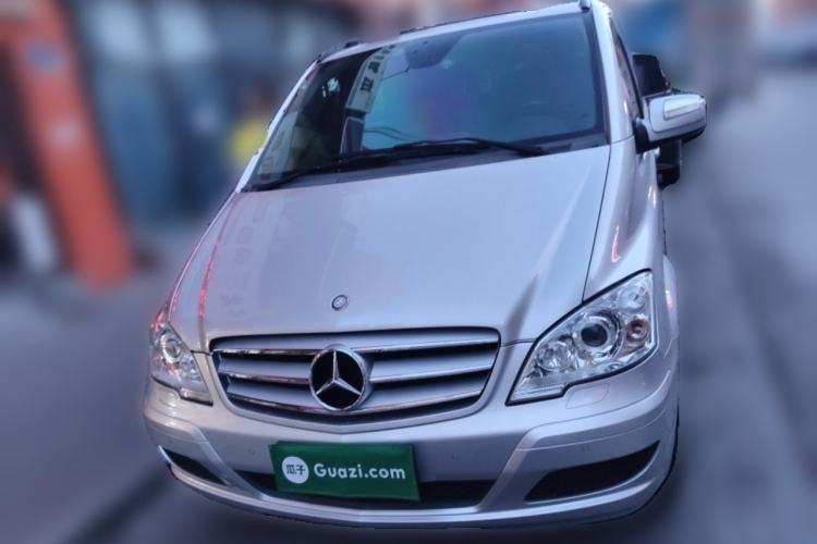 Used Mercedes-Benz Viano 2013 3.0L Navigator Edition Front