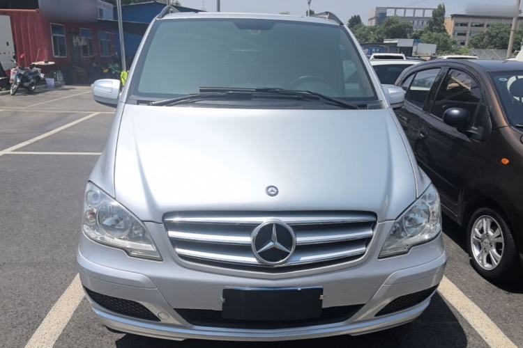 Used Mercedes-Benz Viano 2013 3.0L Comfort Edition Front