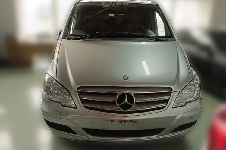 Used Mercedes-Benz Viano 2013 3.0L Hospitality Edition Front