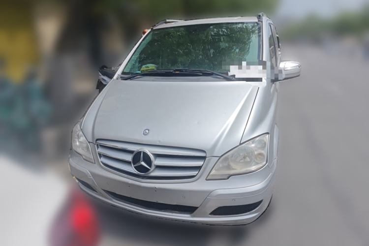 Used Mercedes-Benz Viano 2013 3.0L Comfort Edition Front