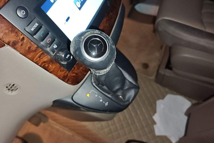 Used Mercedes-Benz Viano 2013 3.0L Navigator Edition Gear Lever