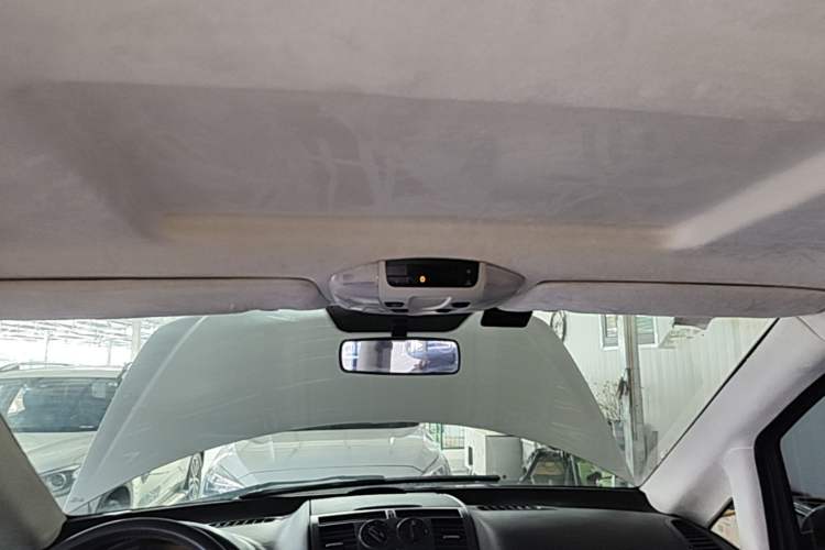 Used Mercedes-Benz Viano 2013 3.0L Comfort Edition Headliner